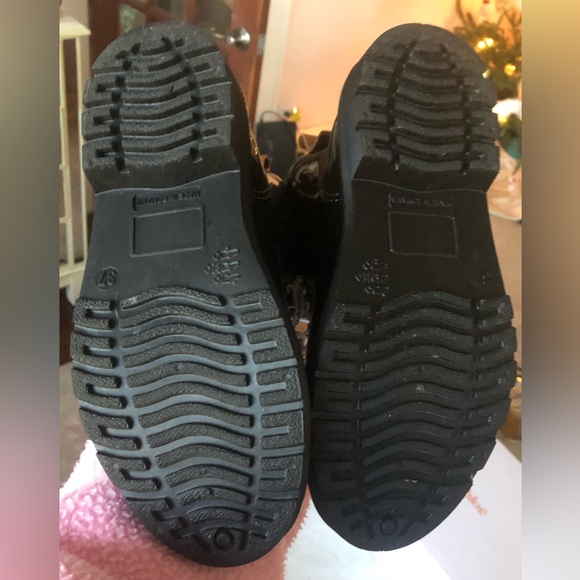 See by Chloe rainboots
Size 7 - Picture 4 of 6